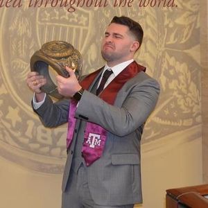 Meet your Posher, Ross